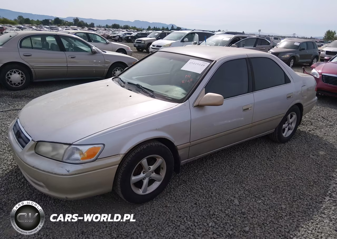 2000 Toyota Camry Le VIN:4T1BG22K8YU624613 - 2
