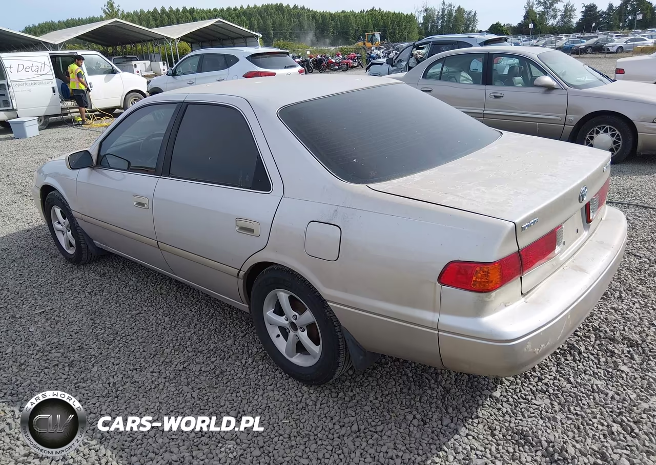 2000 Toyota Camry Le VIN:4T1BG22K8YU624613 - 3