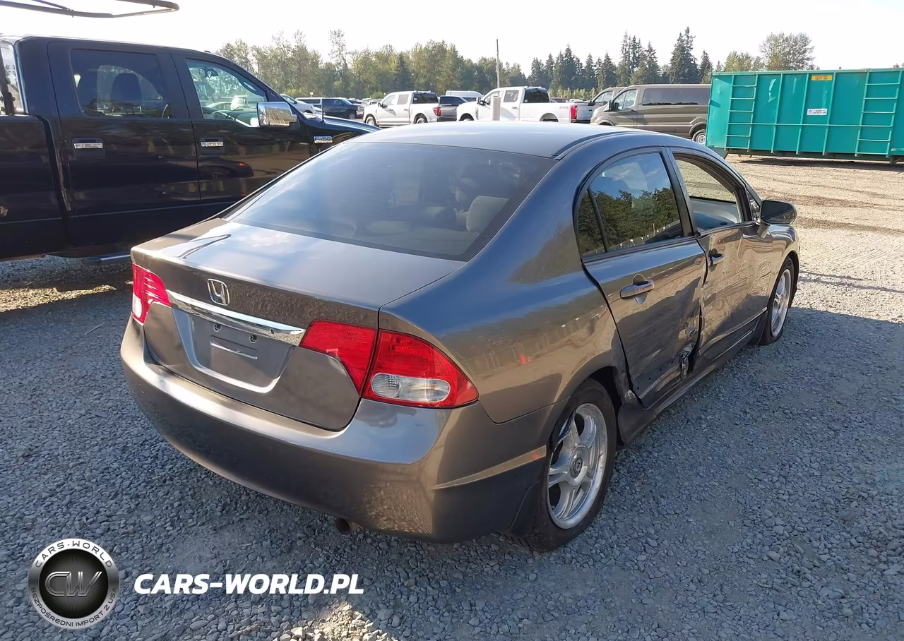 2010 Honda Civic Lx VIN:19XFA1F56AE015837 - 4