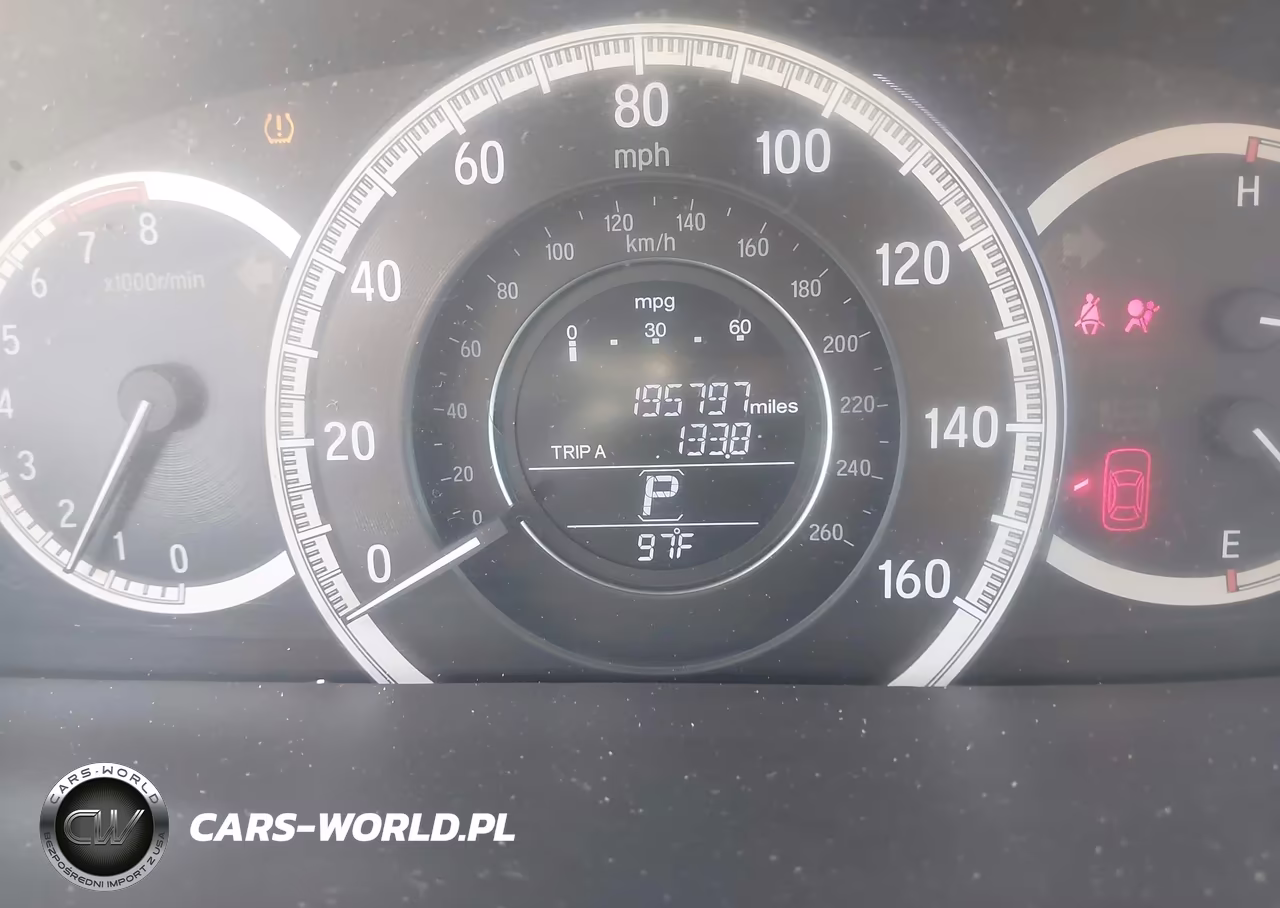 2017 Honda Accord Lx VIN:1HGCR2F34HA169137 - 16