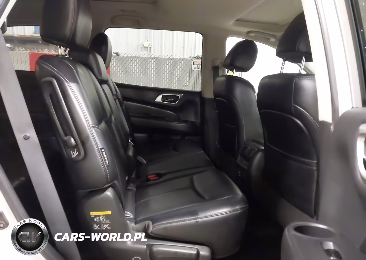 2018 Nissan Pathfinder Platinum VIN:5N1DR2MM4JC626632 - 8