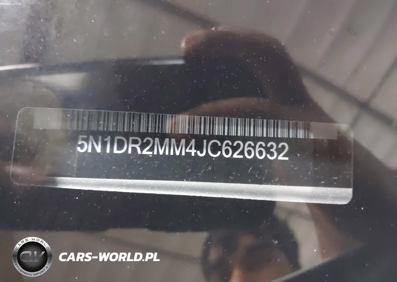 2018 Nissan Pathfinder Platinum VIN:5N1DR2MM4JC626632 - 9