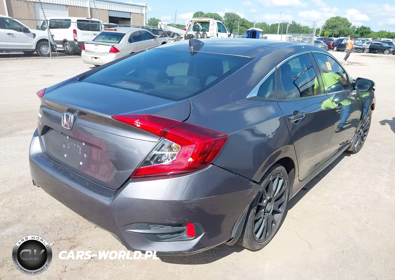 2018 Honda Civic Ex VIN:2HGFC2F74JH571233 - 4