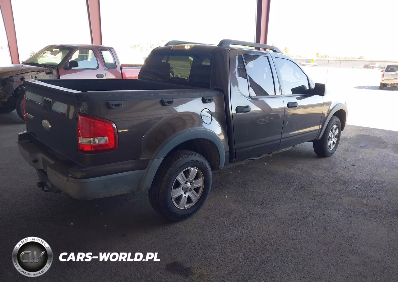 2007 Ford Explorer Sport Trac Xlt VIN:1FMEU31K47UA51771 - 4