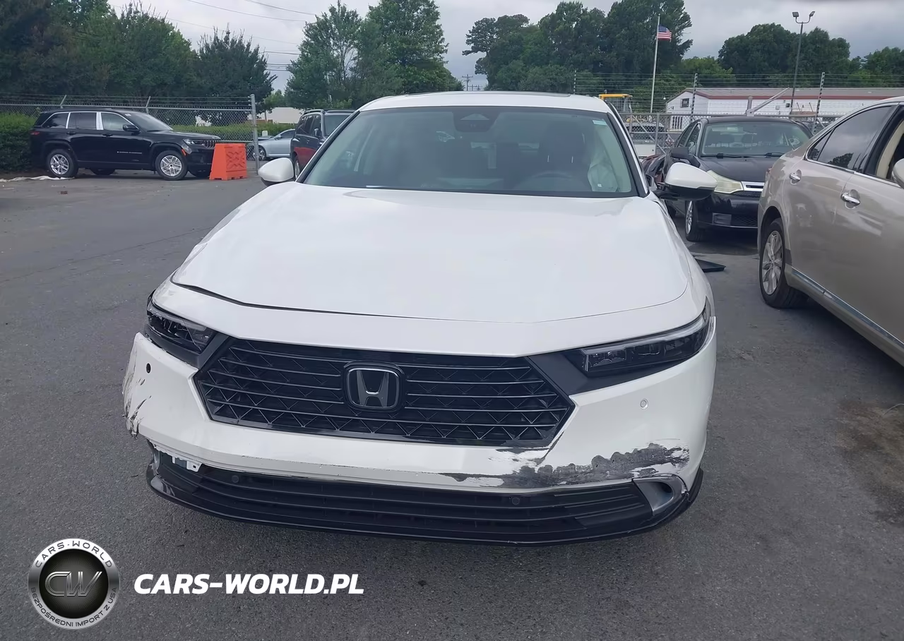 2025 Honda Accord Hybrid Touring VIN:1HGCY2F89SA032250 - 12