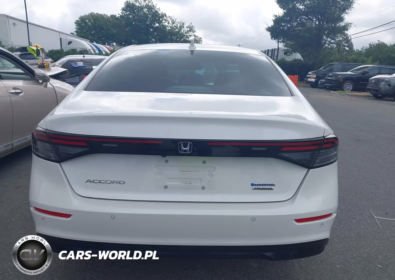 2025 Honda Accord Hybrid Touring VIN:1HGCY2F89SA032250 - 16