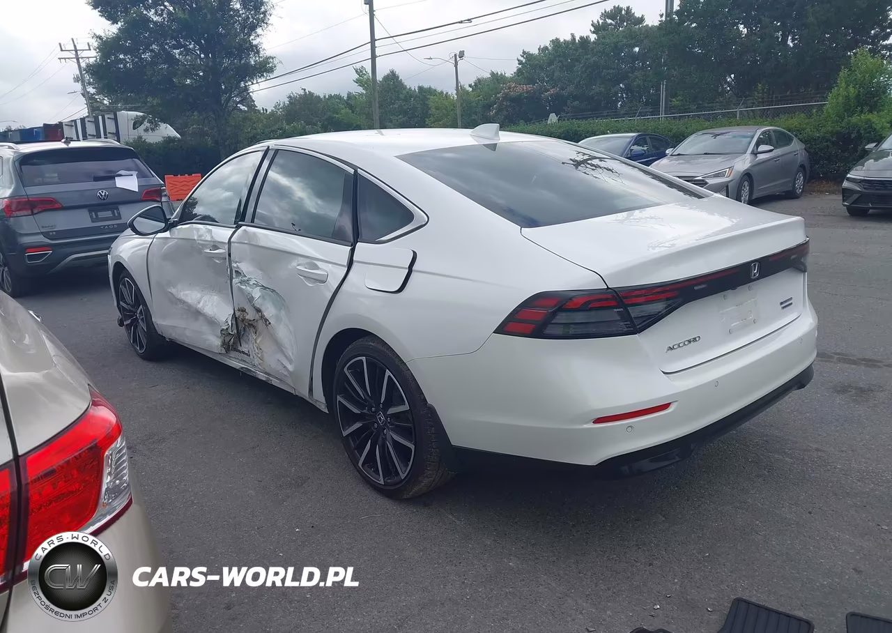 2025 Honda Accord Hybrid Touring VIN:1HGCY2F89SA032250 - 3