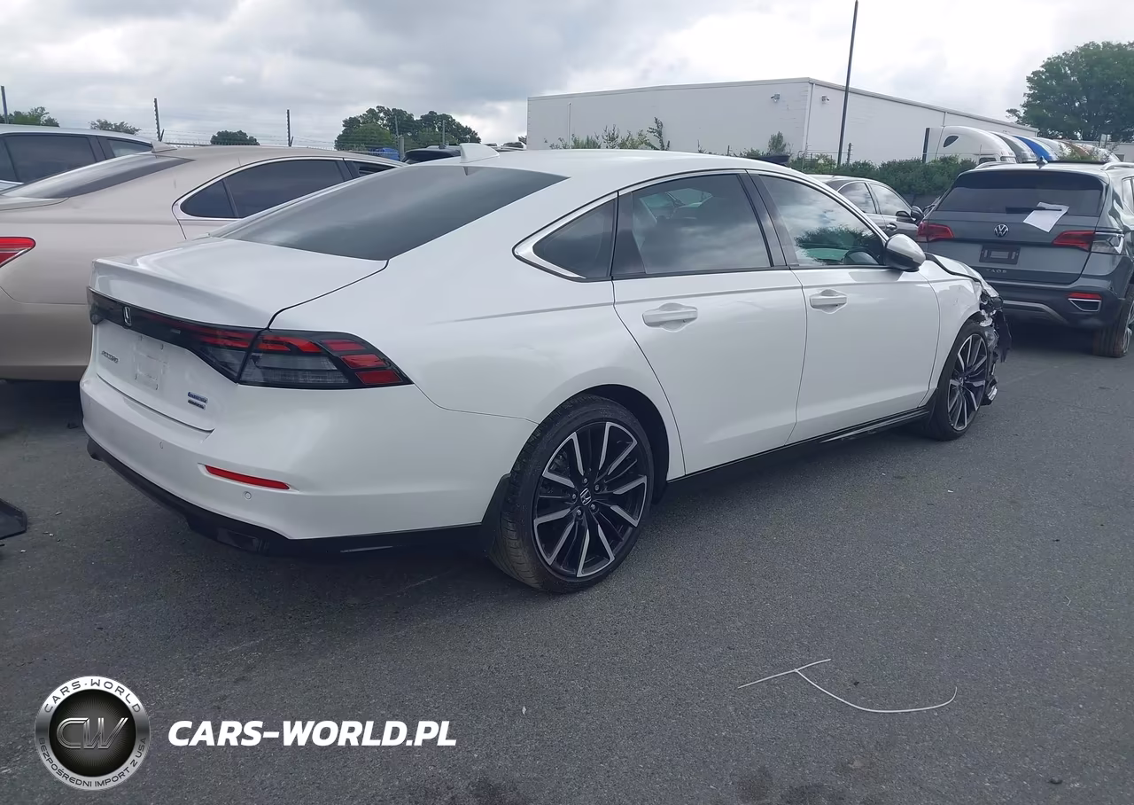 2025 Honda Accord Hybrid Touring VIN:1HGCY2F89SA032250 - 4