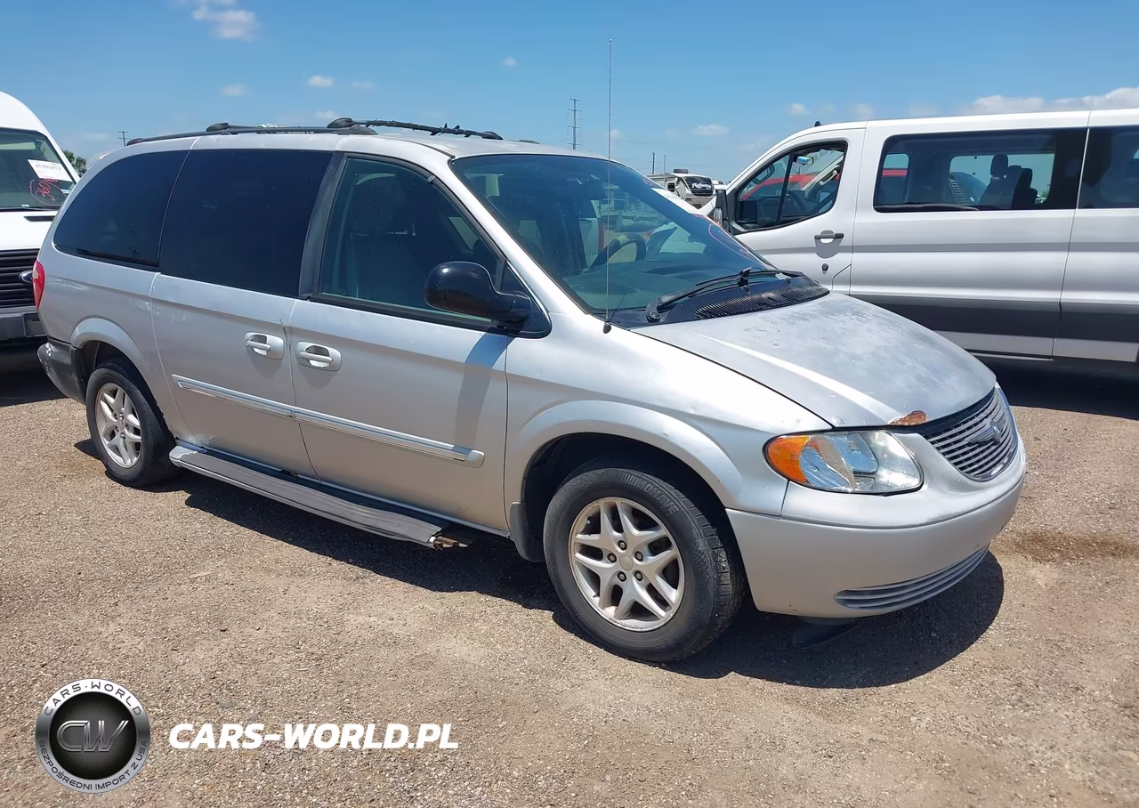 2004 Chrysler Town & Country Touring