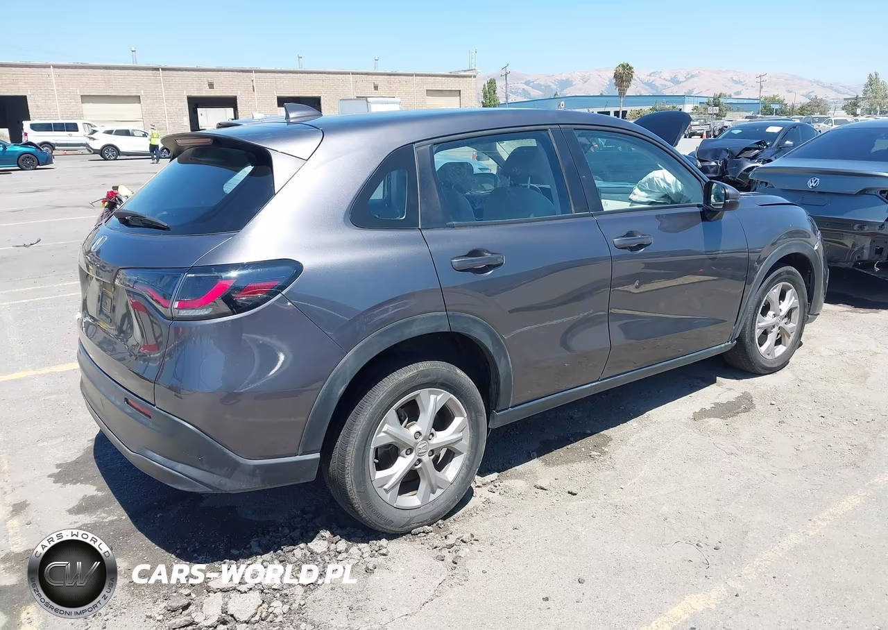 2023 Honda Hr-V Awd Lx VIN:3CZRZ2H39PM747055 - 4