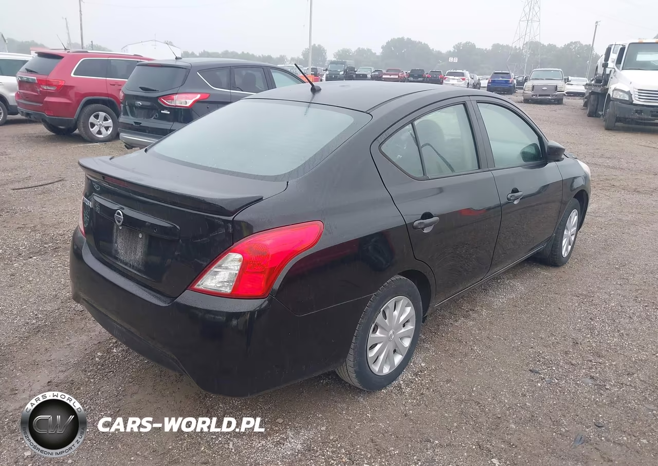 2017 Nissan Versa 1.6 S+ VIN:3N1CN7AP3HL864321 - 4
