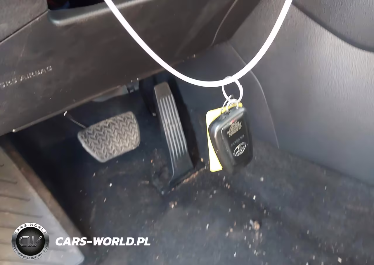 2025 Toyota Rav4 Xle VIN:JTMRWRFV2SD315410 - 11