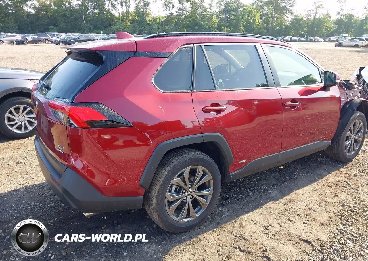 2025 Toyota Rav4 Xle VIN:JTMRWRFV2SD315410 - 4