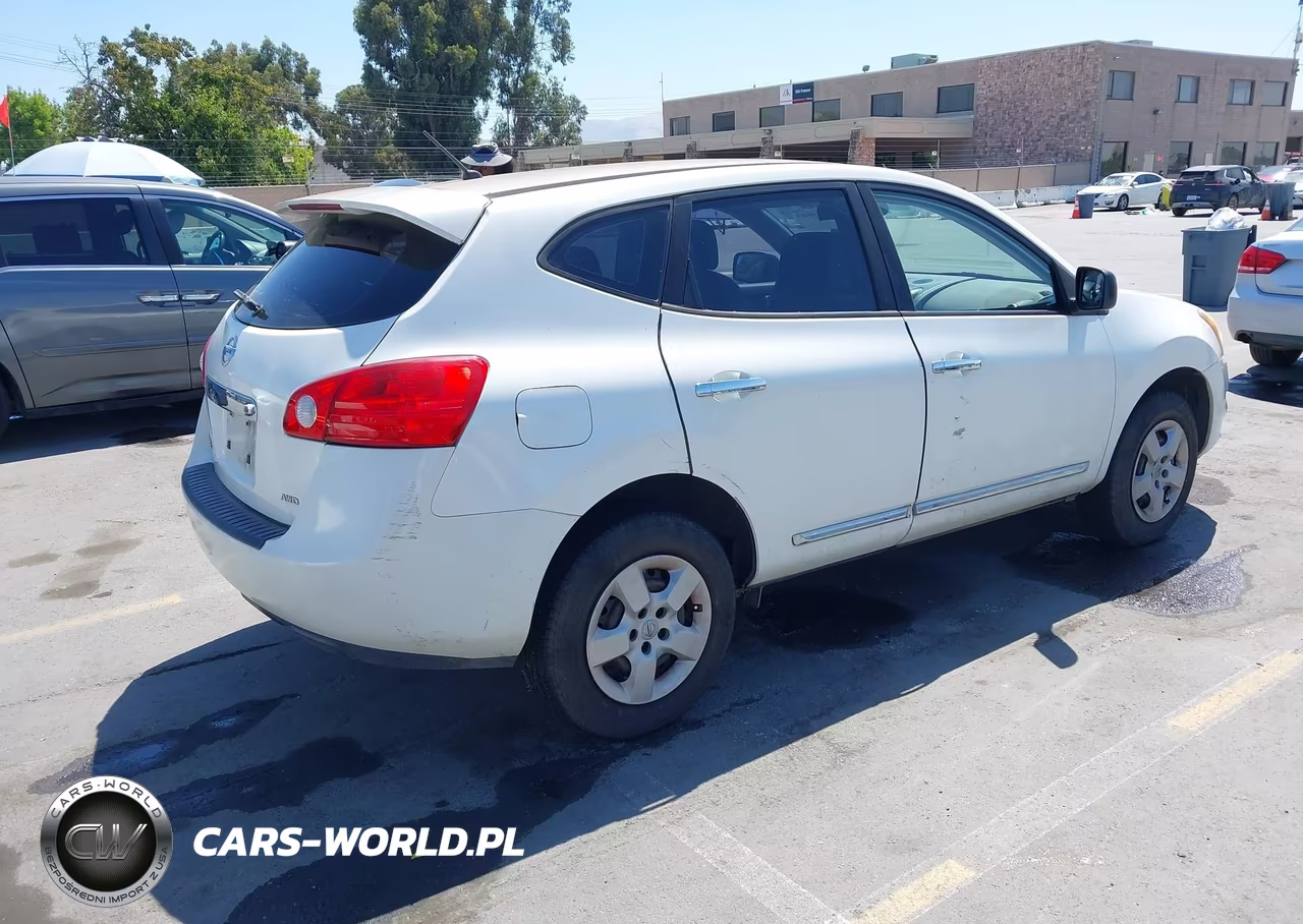 2011 Nissan Rogue S VIN:JN8AS5MV0BW253180 - 4