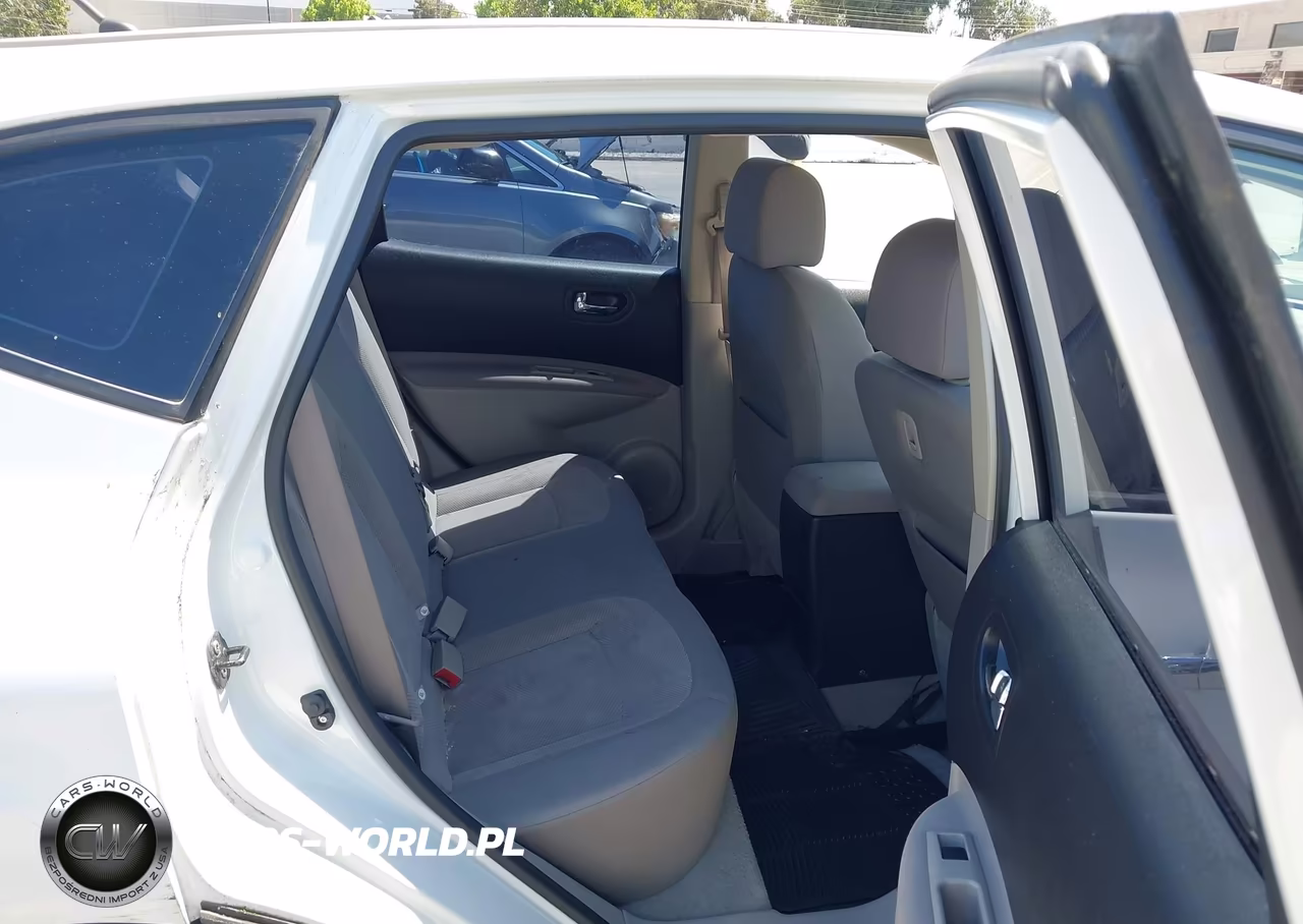 2011 Nissan Rogue S VIN:JN8AS5MV0BW253180 - 8