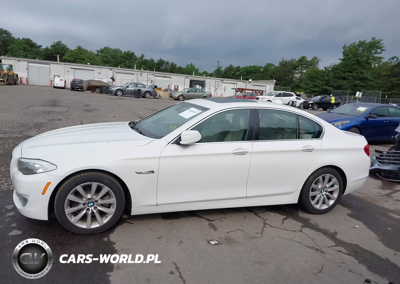 2013 BMW 528I xDrive VIN:WBAXH5C56DD107299 - 14