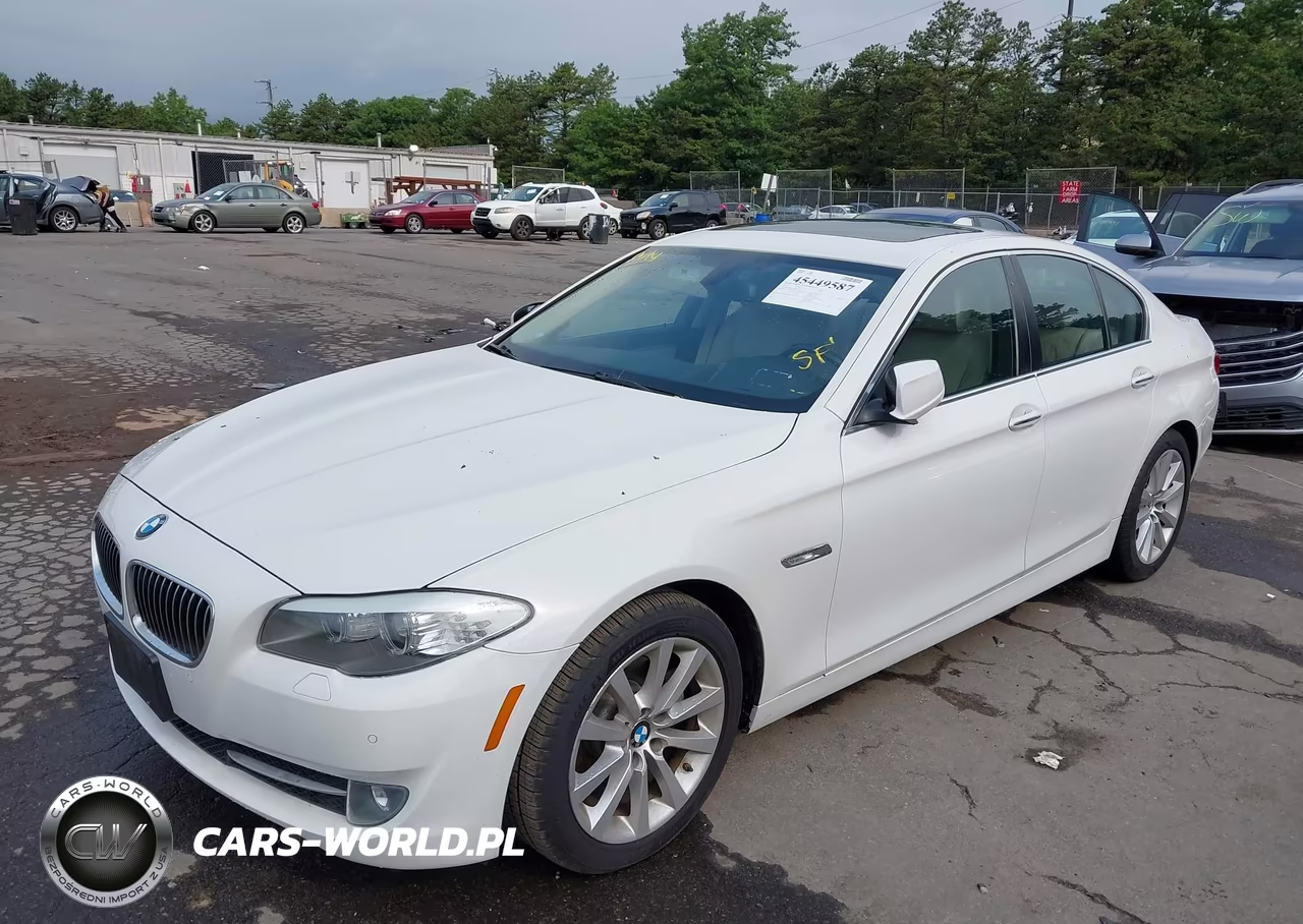 2013 BMW 528I xDrive VIN:WBAXH5C56DD107299 - 2