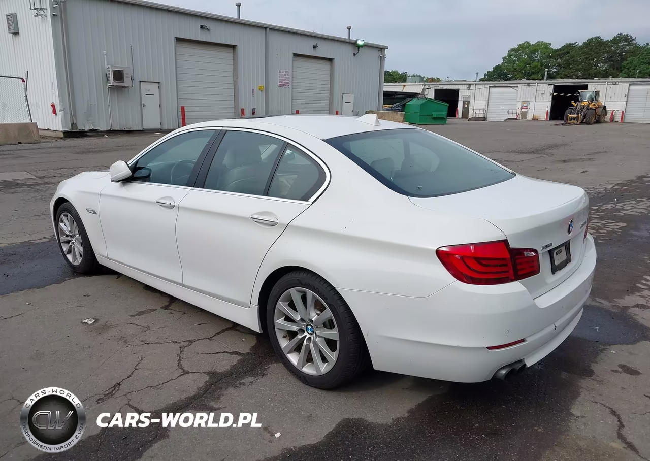 2013 BMW 528I xDrive VIN:WBAXH5C56DD107299 - 3