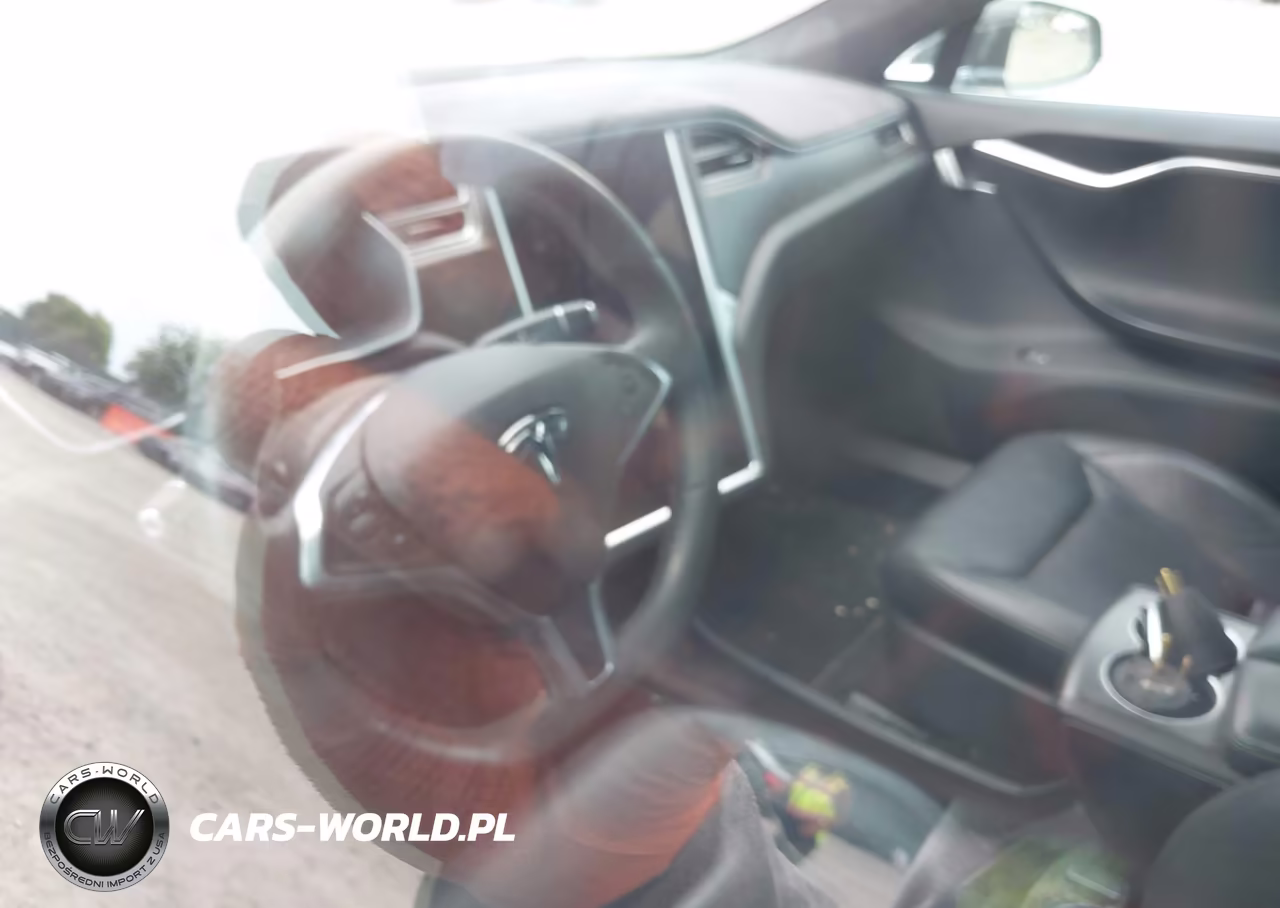2015 Tesla Model S 70D-85D-P85D VIN:5YJSA1H26FF093988 - 18