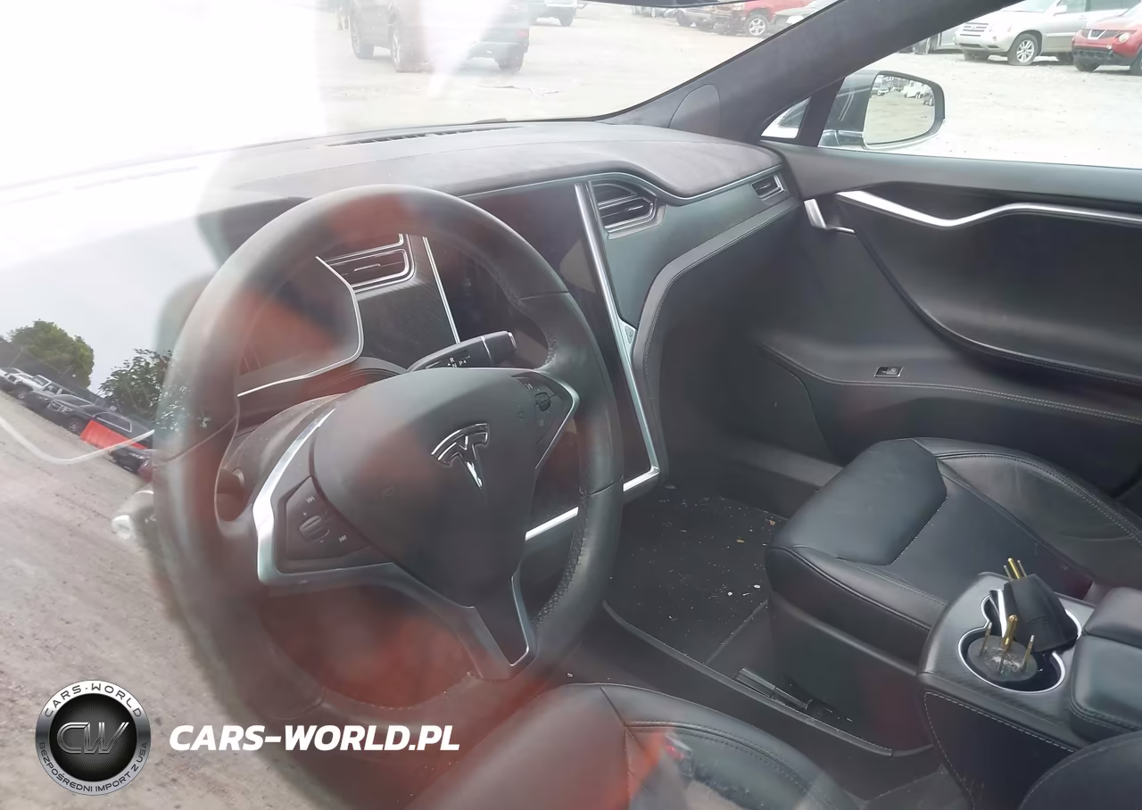 2015 Tesla Model S 70D-85D-P85D VIN:5YJSA1H26FF093988 - 7