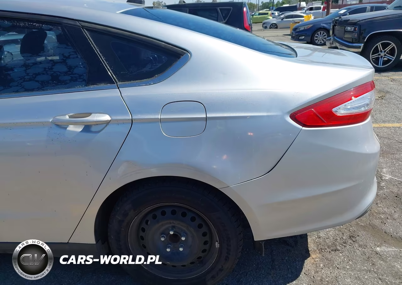 2013 Ford Fusion S VIN:3FA6P0G79DR237820 - 13