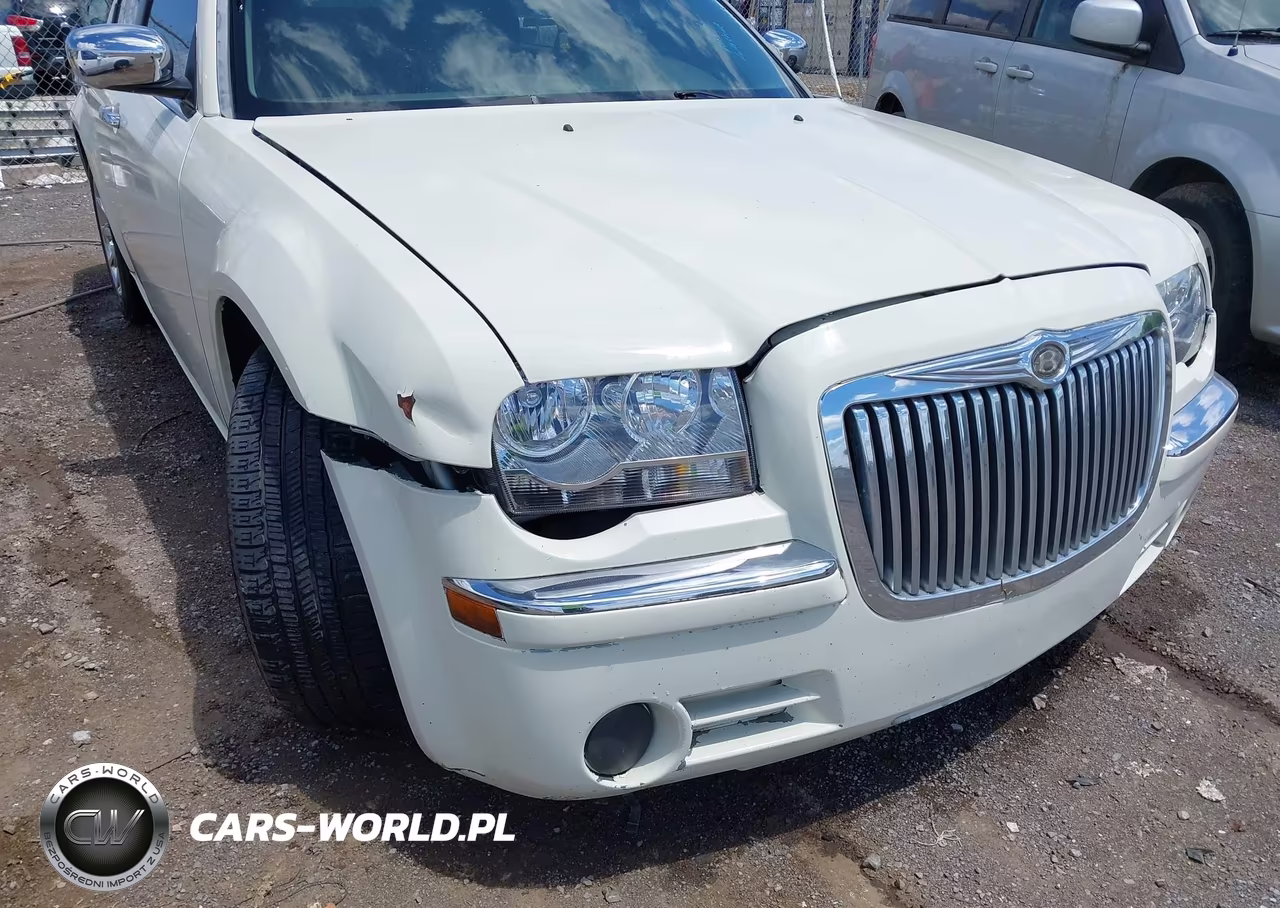 2007 Chrysler 300 Touring VIN:2C3KA53G07H828622 - 6