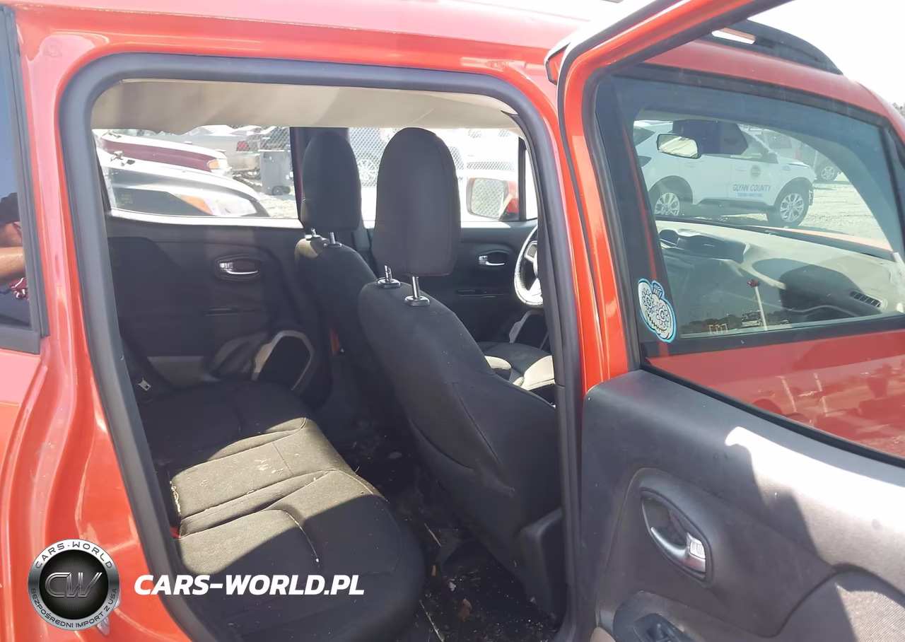 2015 Jeep Renegade Latitude VIN:ZACCJABH2FPC11884 - 8