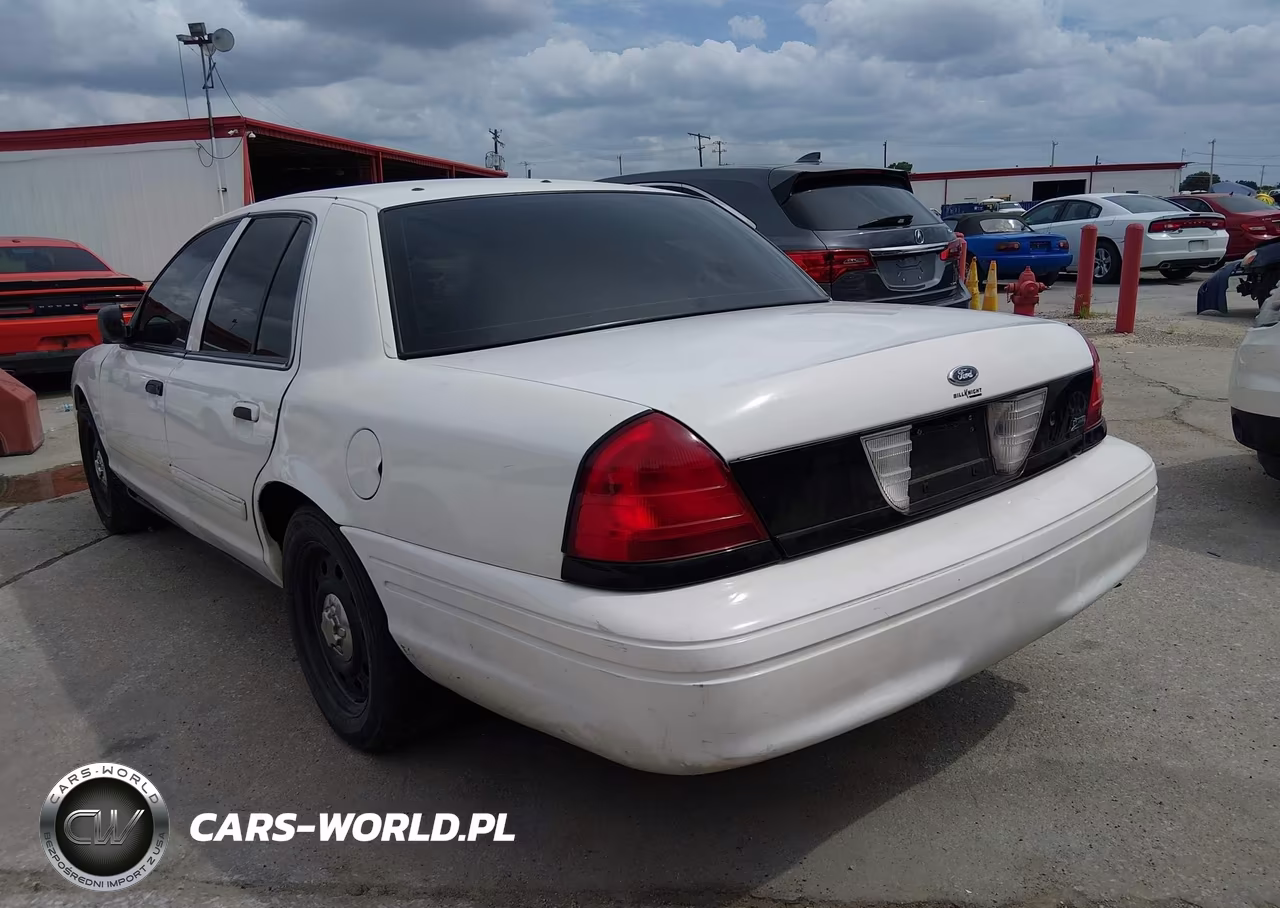 2011 Ford Crown Victoria Police Interceptor VIN:2FABP7BV7BX112438 - 3