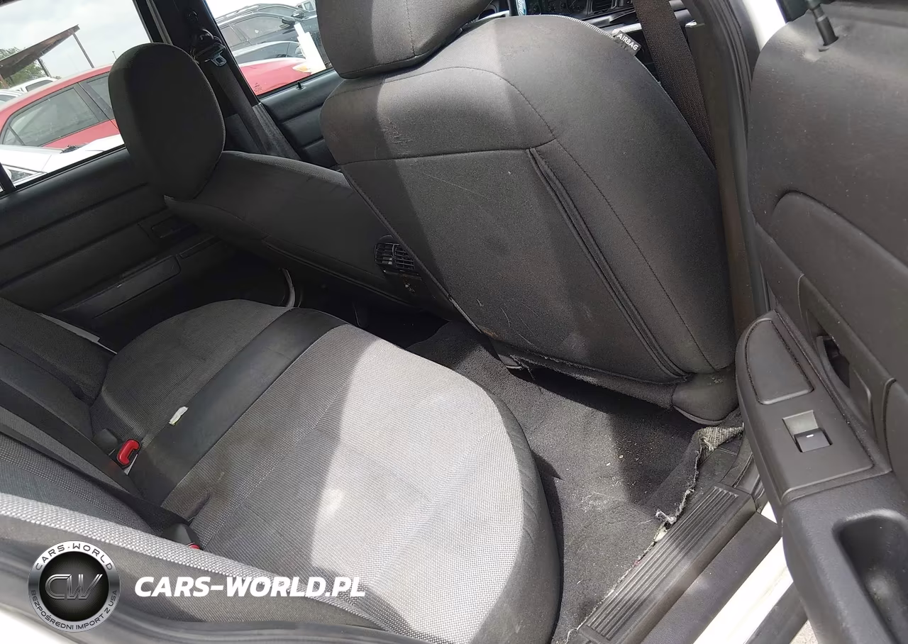 2011 Ford Crown Victoria Police Interceptor VIN:2FABP7BV7BX112438 - 8
