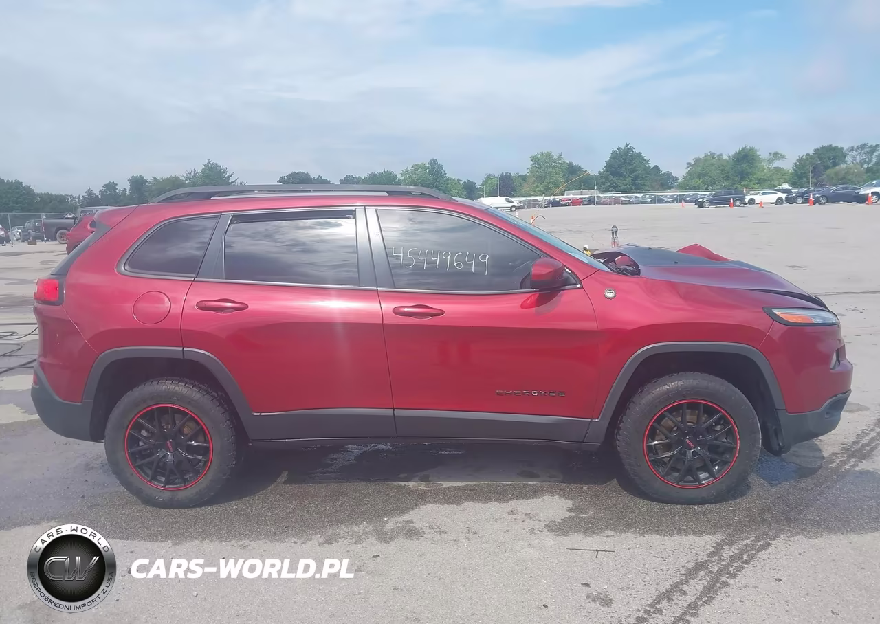 2015 Jeep Cherokee Latitude VIN:1C4PJMCS5FW552924 - 13