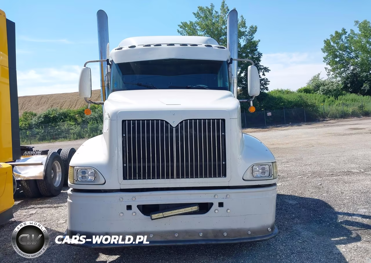 2003 International 9200 9200I VIN:2HSCEAPR63C069403 - 13