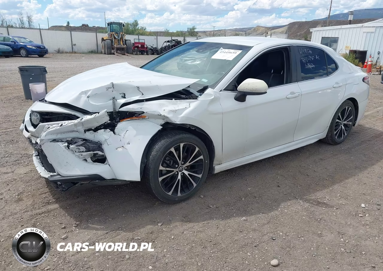 2018 Toyota Camry Se VIN:4T1B11HKXJU060309 - 2