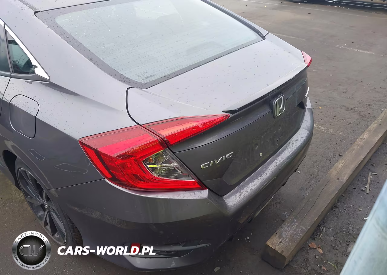 2019 Honda Civic Sport VIN:2HGFC2F8XKH562031 - 16
