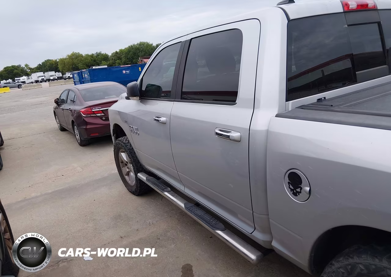 2016 Ram 1500 Lone Star VIN:1C6RR6LT5GS209536 - 14