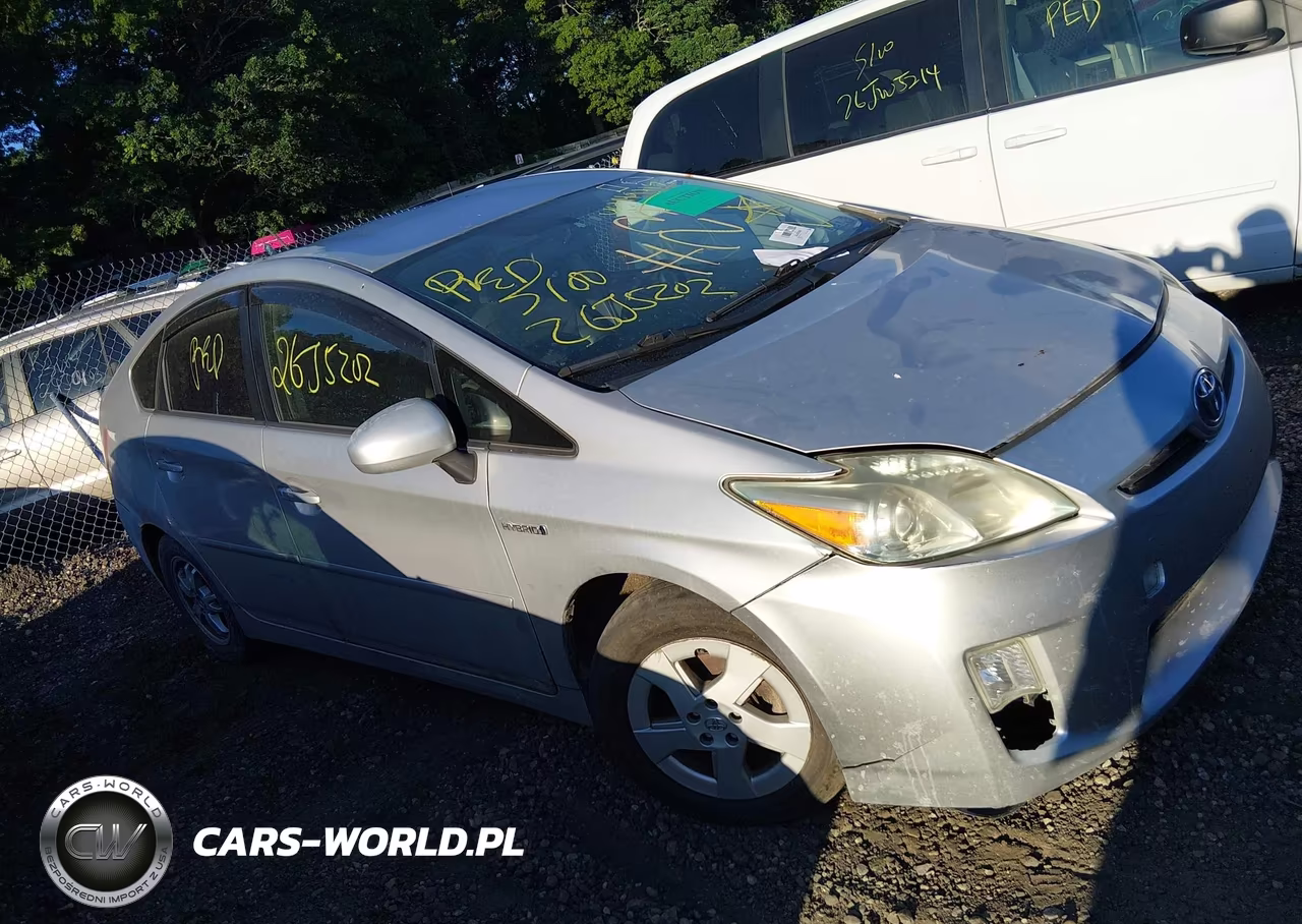 2011 Toyota Prius Two VIN:JTDKN3DU9B5325485 - 12