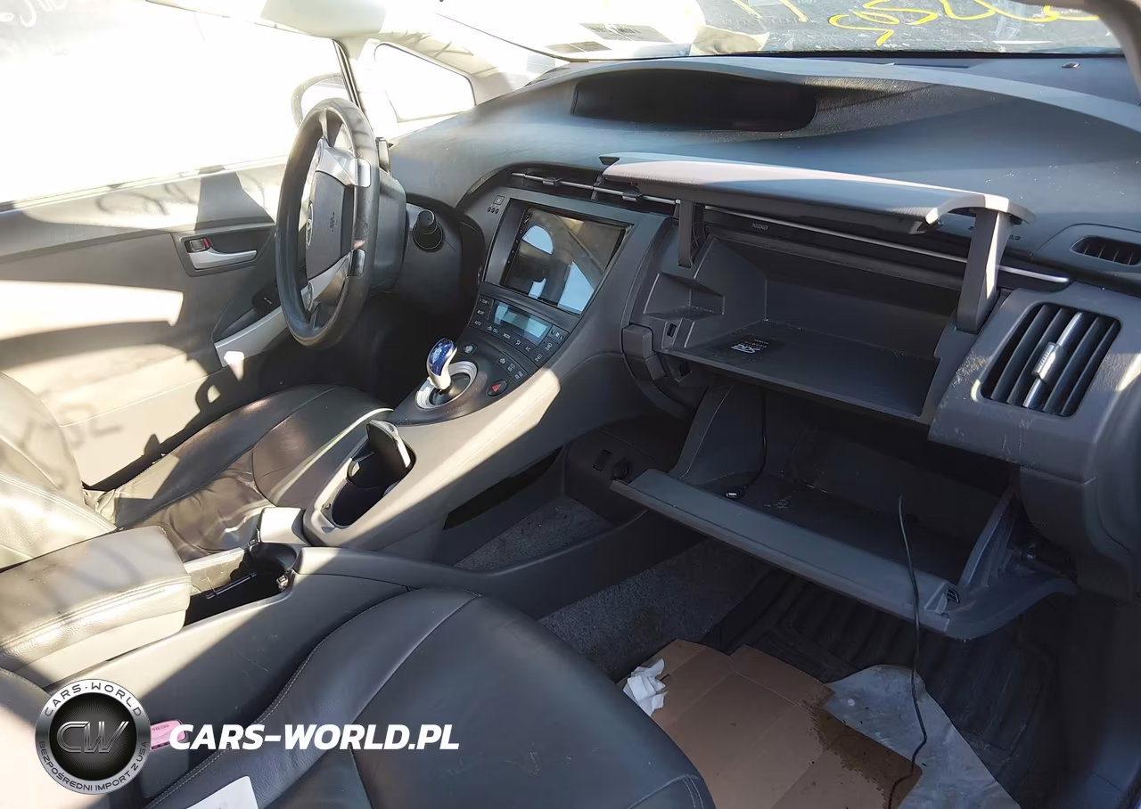 2011 Toyota Prius Two VIN:JTDKN3DU9B5325485 - 5