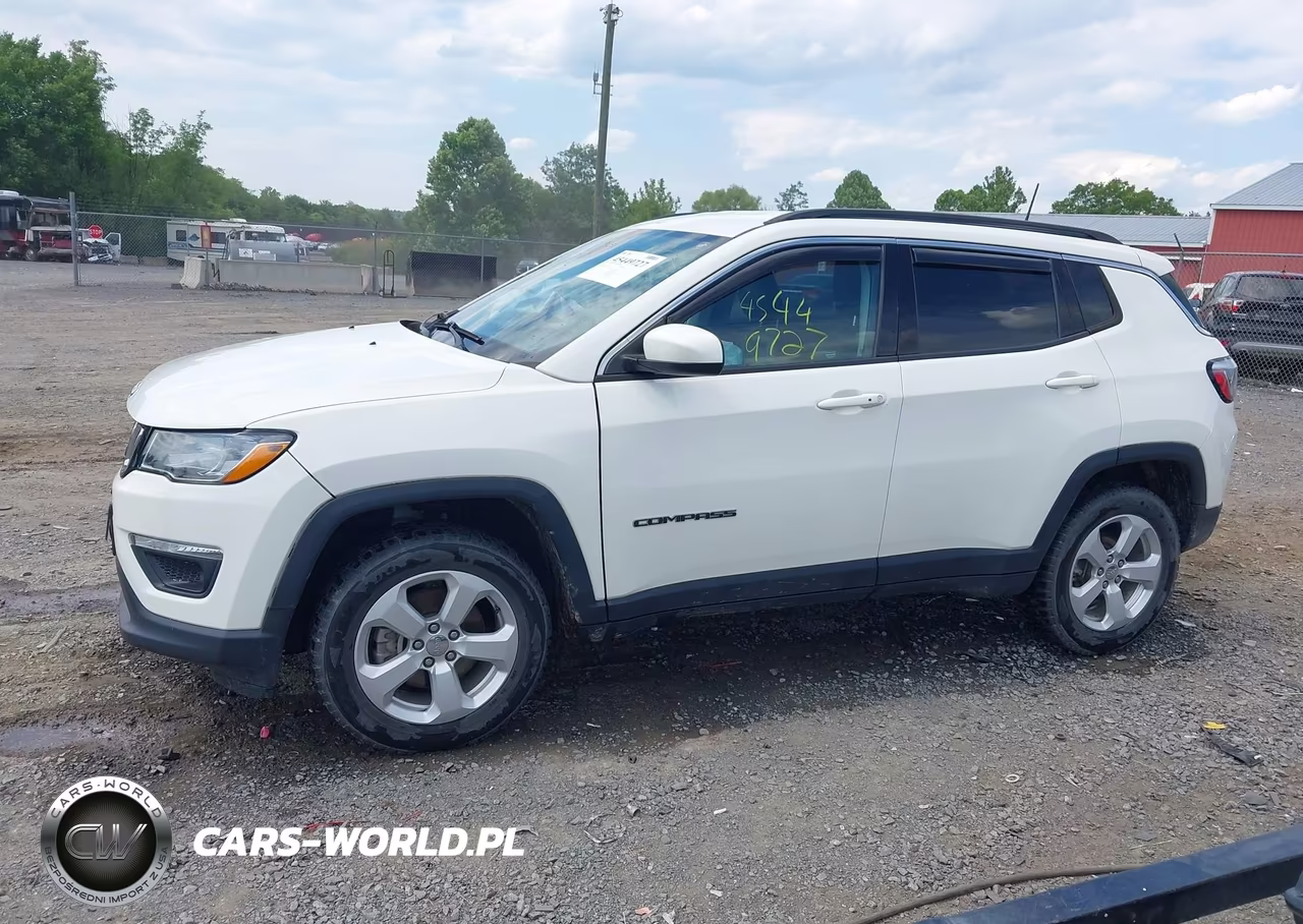 2019 Jeep Compass Latitude 4X4 VIN:3C4NJDBB7KT630855 - 14