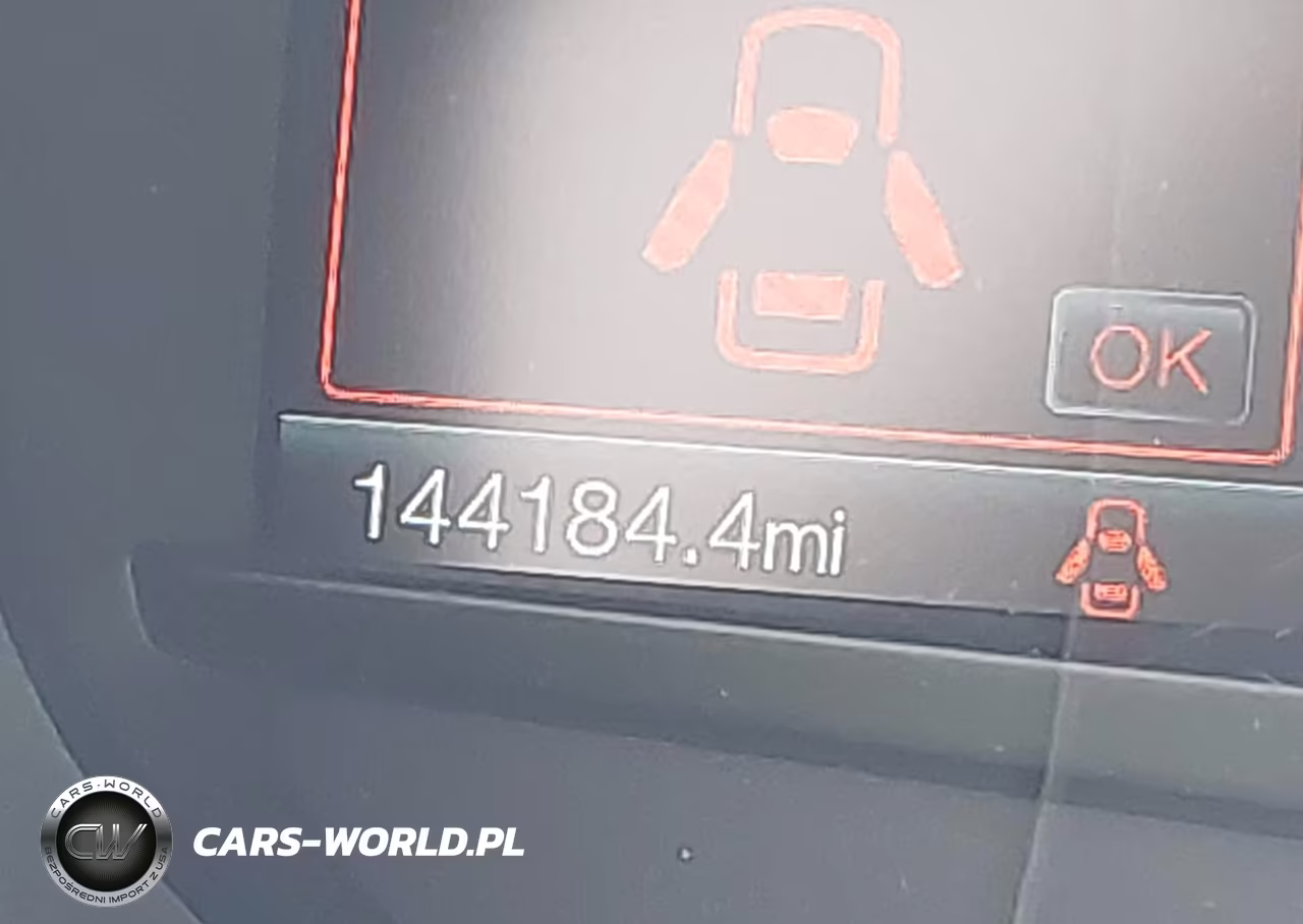 2018 Ford Edge Titanium VIN:2FMPK4K90JBB41819 - 16