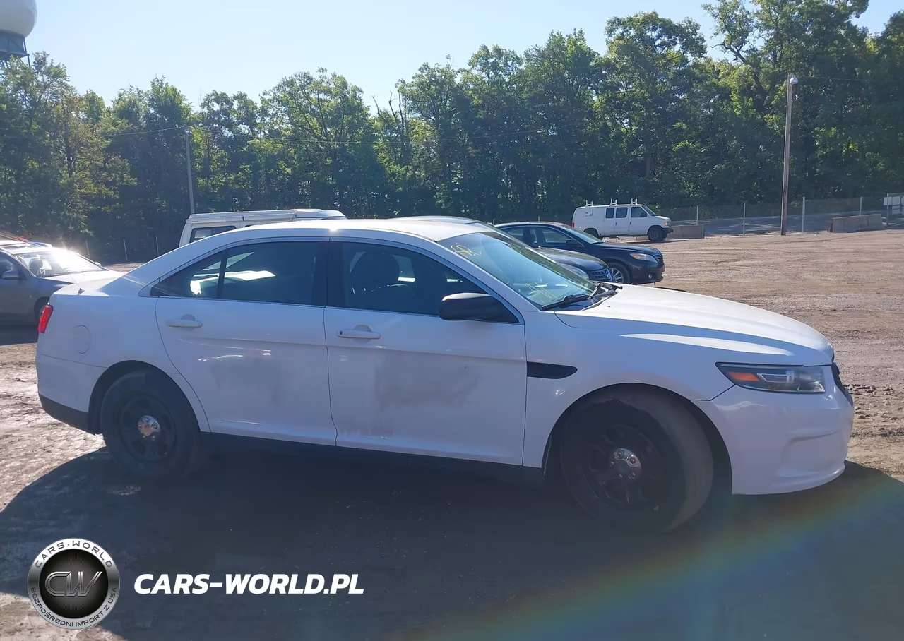 2016 Ford Police Interceptor VIN:1FAHP2MK2GG103384 - 13