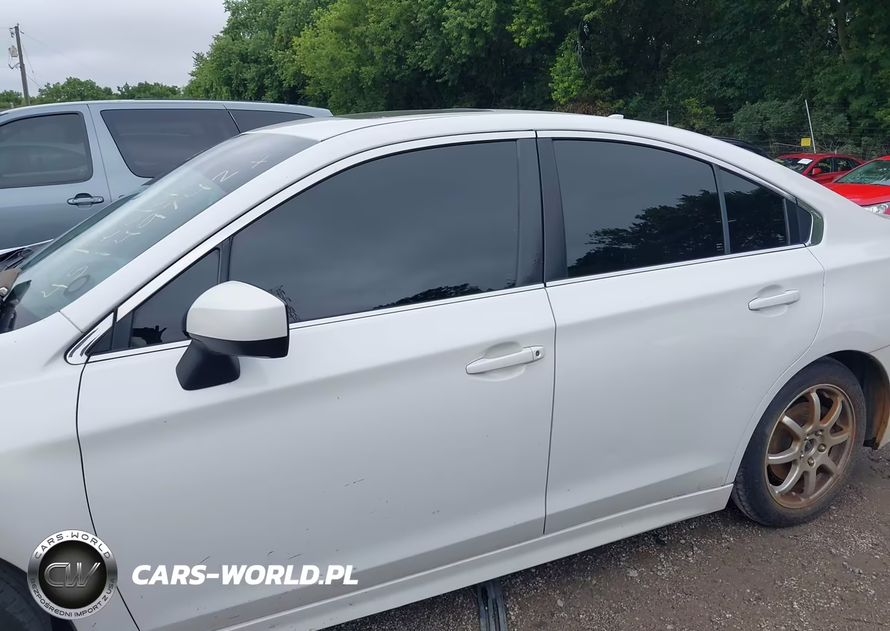 2016 Subaru Legacy 2.5I Premium VIN:4S3BNAD68G3020570 - 14