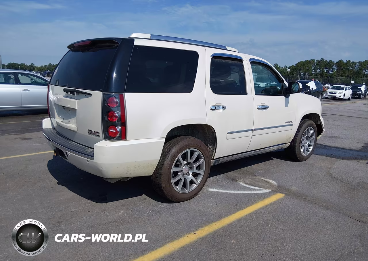 2011 GMC Yukon Denali VIN:1GKS2EEF6BR206830 - 4
