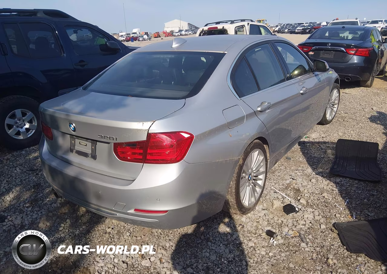 2013 BMW 328I VIN:WBA3C1C56DF443559 - 4