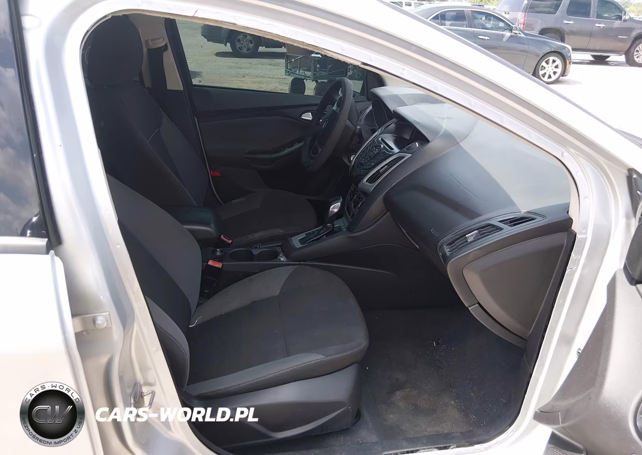2013 Ford Focus Se VIN:1FADP3F23DL133059 - 5