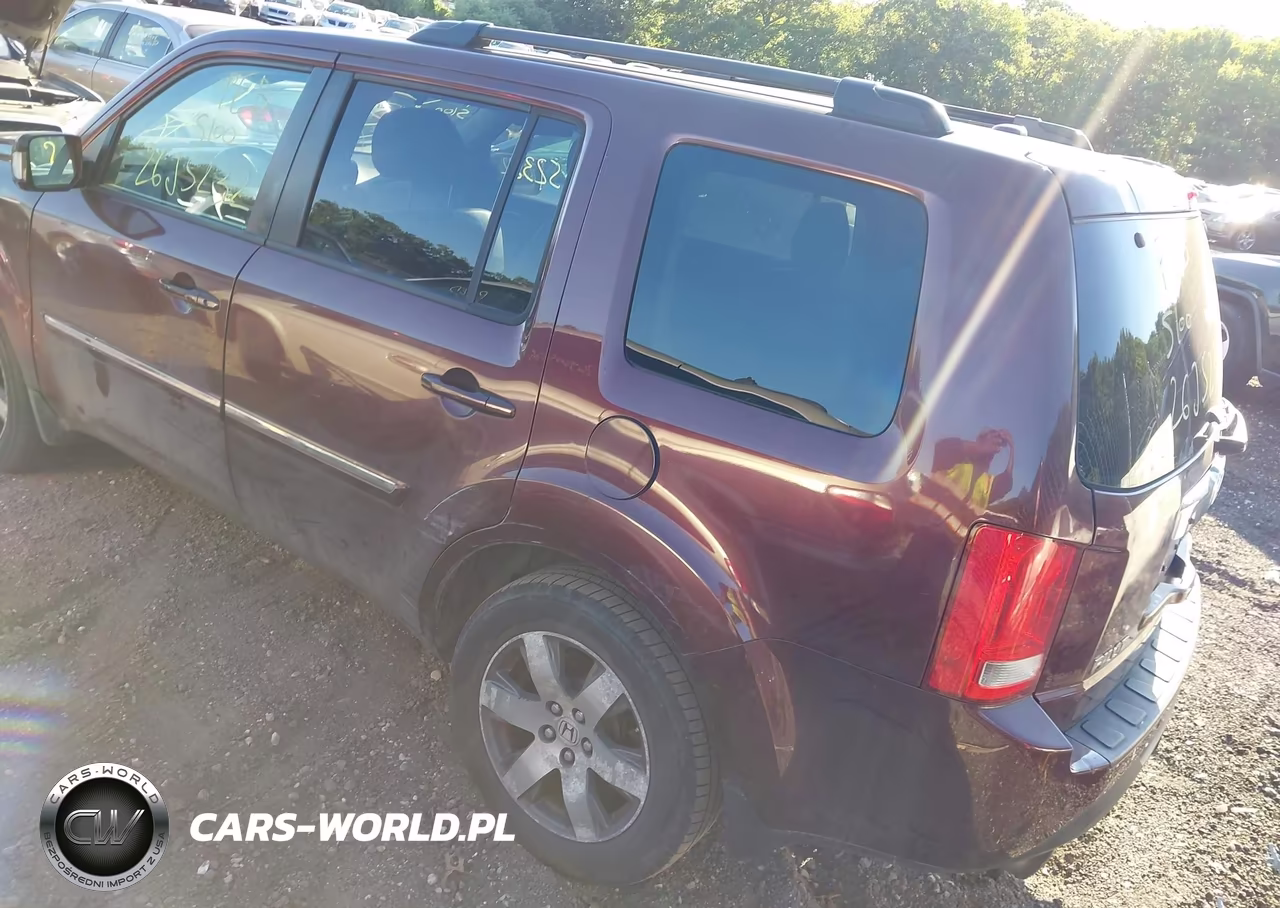 2013 Honda Pilot Touring VIN:5FNYF4H99DB047594 - 3