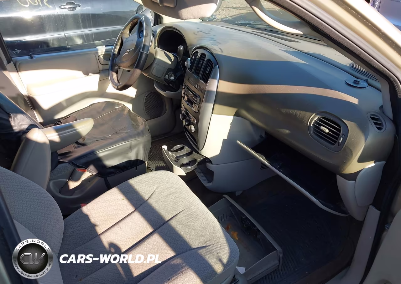 2006 Chrysler Town & Country Touring VIN:2A4GP54L86R604528 - 5
