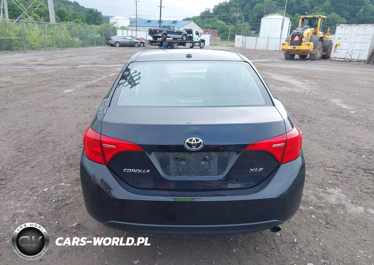 2018 Toyota Corolla Xle VIN:2T1BURHE2JC017181 - 17