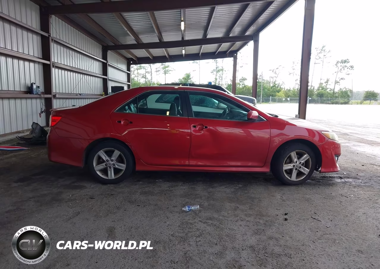 2014 Toyota Camry Se VIN:4T1BF1FK8EU737240 - 13