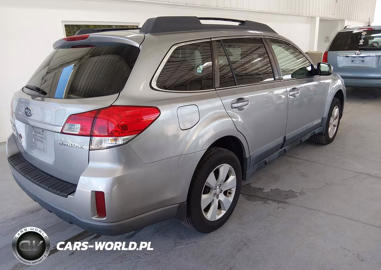 2010 Subaru Outback 2.5I Premium VIN:4S4BRCGC3A3340691 - 4