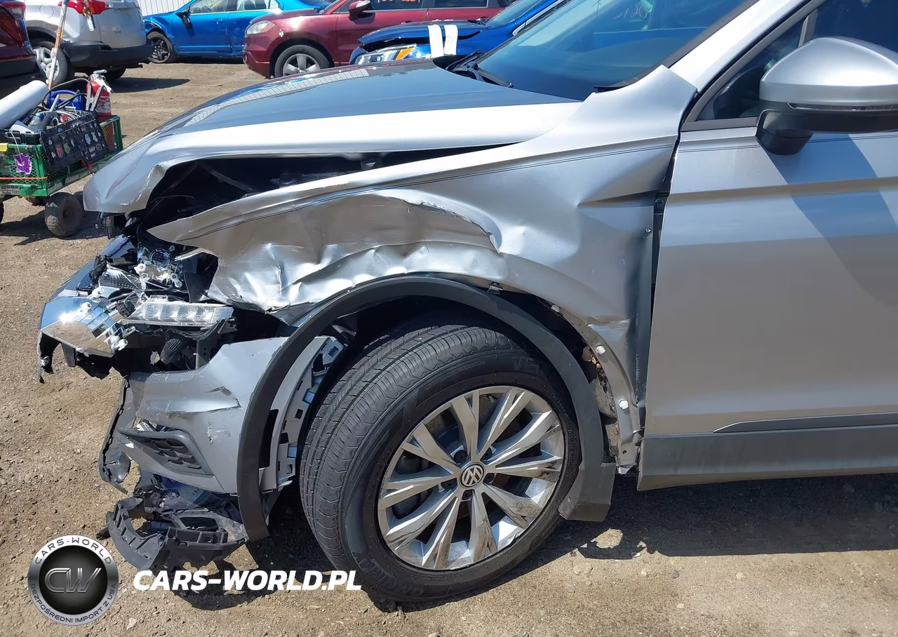 2020 Volkswagen Tiguan 2.0T S VIN:3VV1B7AX0LM063797 - 17