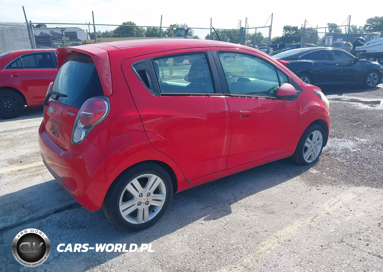 2015 Chevrolet Spark 1Lt Cvt VIN:KL8CD6S97FC731573 - 4